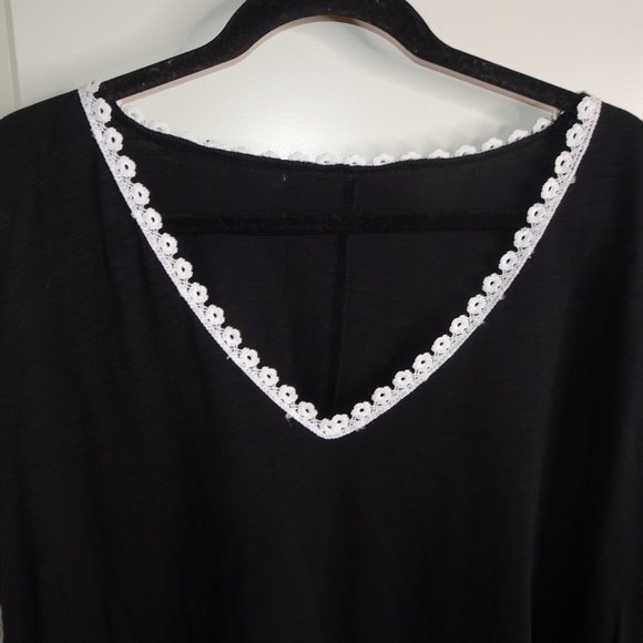 Shein Curve Batwing Contrast Lace Blouse - Picture 4 of 8